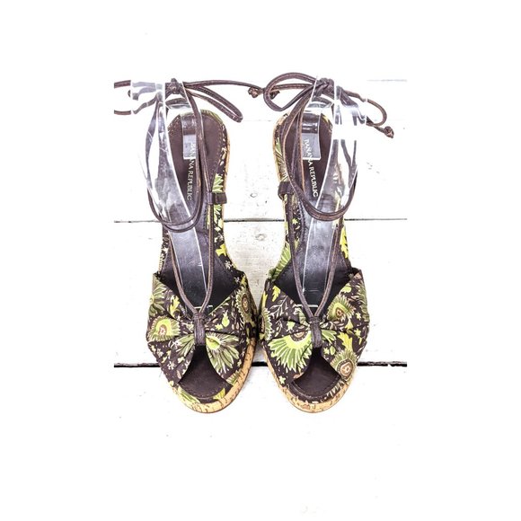 Banana Republic green floral peep toe high heel wedge strappy sandals - Picture 2 of 8